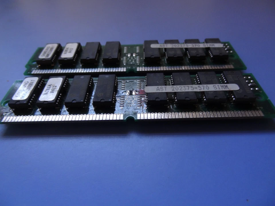 Samsung KMM5322000BV-7 AST 202375-570 SIMM - Par de Memorias DRAM FastPage De Colección Foto 3 de 4