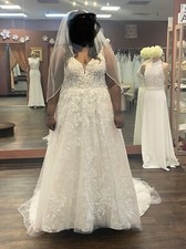 Wedding Dress Essense of Australia D3125 