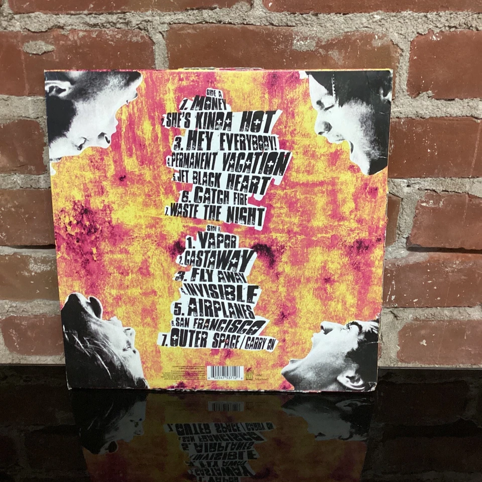 5 Seconds of Summer  Sounds Good Feels Good Pink Vinyl 5SOS - Image 2 of 4