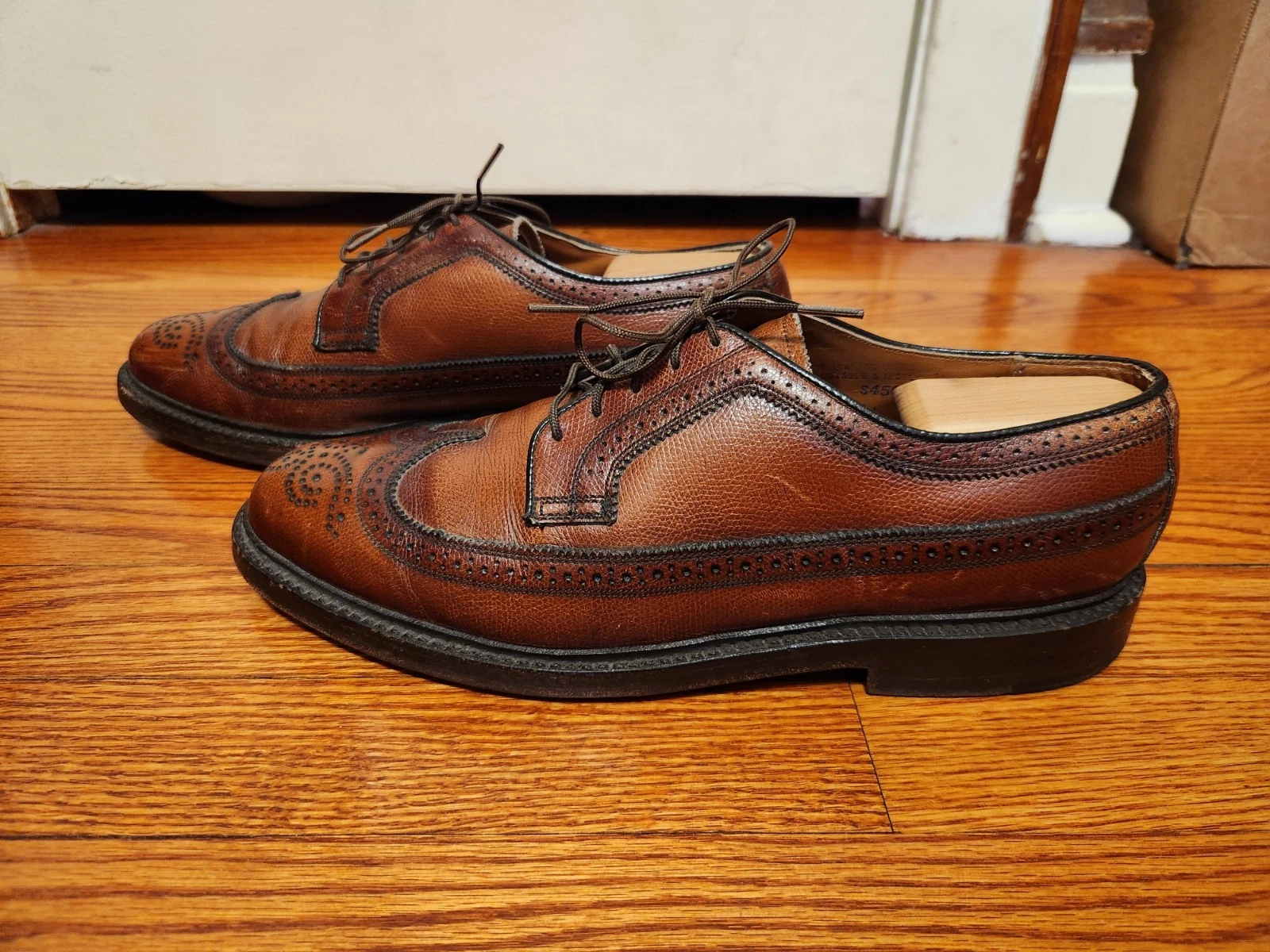 THOM BROWNE Scarpe eleganti vintage Thom McAn Wingtips da uomo 10 5 in pelle marrone (Royal Lancers)