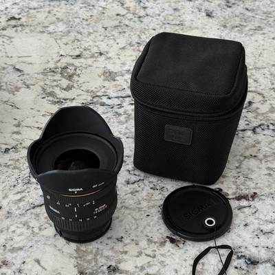 Sigma 10-20mm f/4-5.6 DC Wide Angle Zoom autofocus Lens with Case and Cap