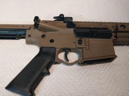 Crosman DPMS SBR Panther Arms Full Auto BB Pellet Air Rifle. No Magazine/Stock - Picture 3 of 3