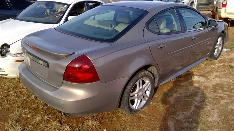 Passenger Right Rear Side Door Fits 04-08 Pontiac Grand Prix OEM - Image 4 of 4