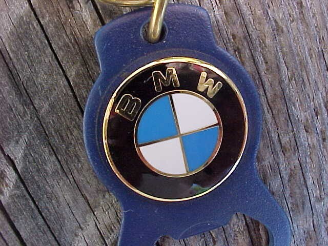 Metal BMW Logo Keychain Keyring - Fits 1, 3, 5, 6, 7, 8, X Series Keys (Silver Zinc Alloy)