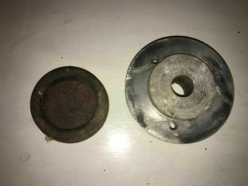 Cubo de direção e botão de buzina Alfa Romeo 1955 – 1959 Giulietta -C3 - Imagem 2 de 2