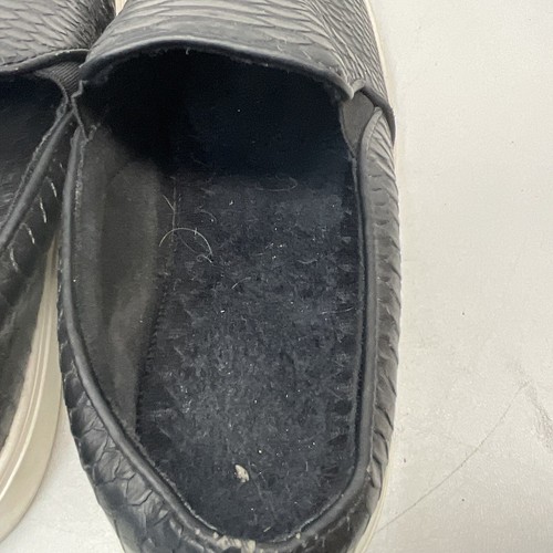 Aldo Slip on Sneaker Black Snake Print size 6 - Picture 14 of 21
