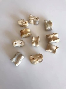 knucklebones game