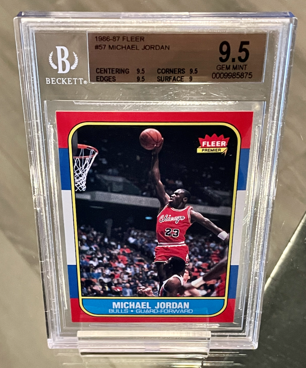 MICHAEL JORDAN (RC) ROOKIE 1986-87 FLEER #18 Beckett 9.5 GEM MICHAEL JORDAN (RC) ROOKIE 1986-87 FLEER #18 Beckett 9.5 GEM