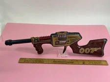RARE! Tada Atom Tin Tommy Kick Gun Vintage Japanese, Works Great James Bond 007