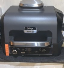 NINJA Woodfire Pro XL OG850 Outdoor BBQ Grill&Smoker (COMES ON FAULTY FOR PARTS)