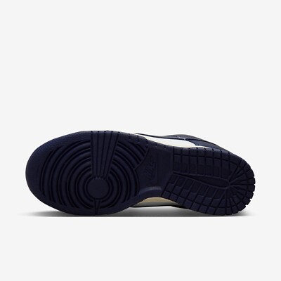 【希少】Nike WMNS Dunk Low PRM \"Midnight Navy and White\" Nike WMNS Dunk Low PRM Midnight Navy and White FN7197-100 US