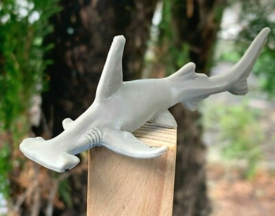 #ad Safari LTD Beautifully Detailed Realistic Hammerhead Shark 3.25quot; PVC Toy Figure $5.95