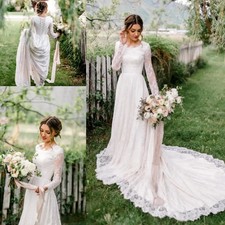 Elegant Boho Wedding Dresses Round Neck Long Sleeves Lace Appliques Bridal Gowns
