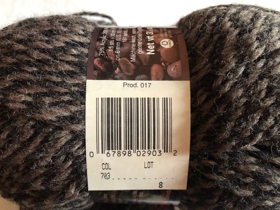 LOT OF 4- PATONS SHETLAND RAGG 25% WOOL YARN COLOR 703-SAME DYE LOT - Image 3 of 3
