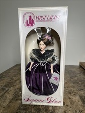 Vintage Rare 1985 Mary Todd Lincoln Smithsonian Institute 1st Lady Doll NIB COA
