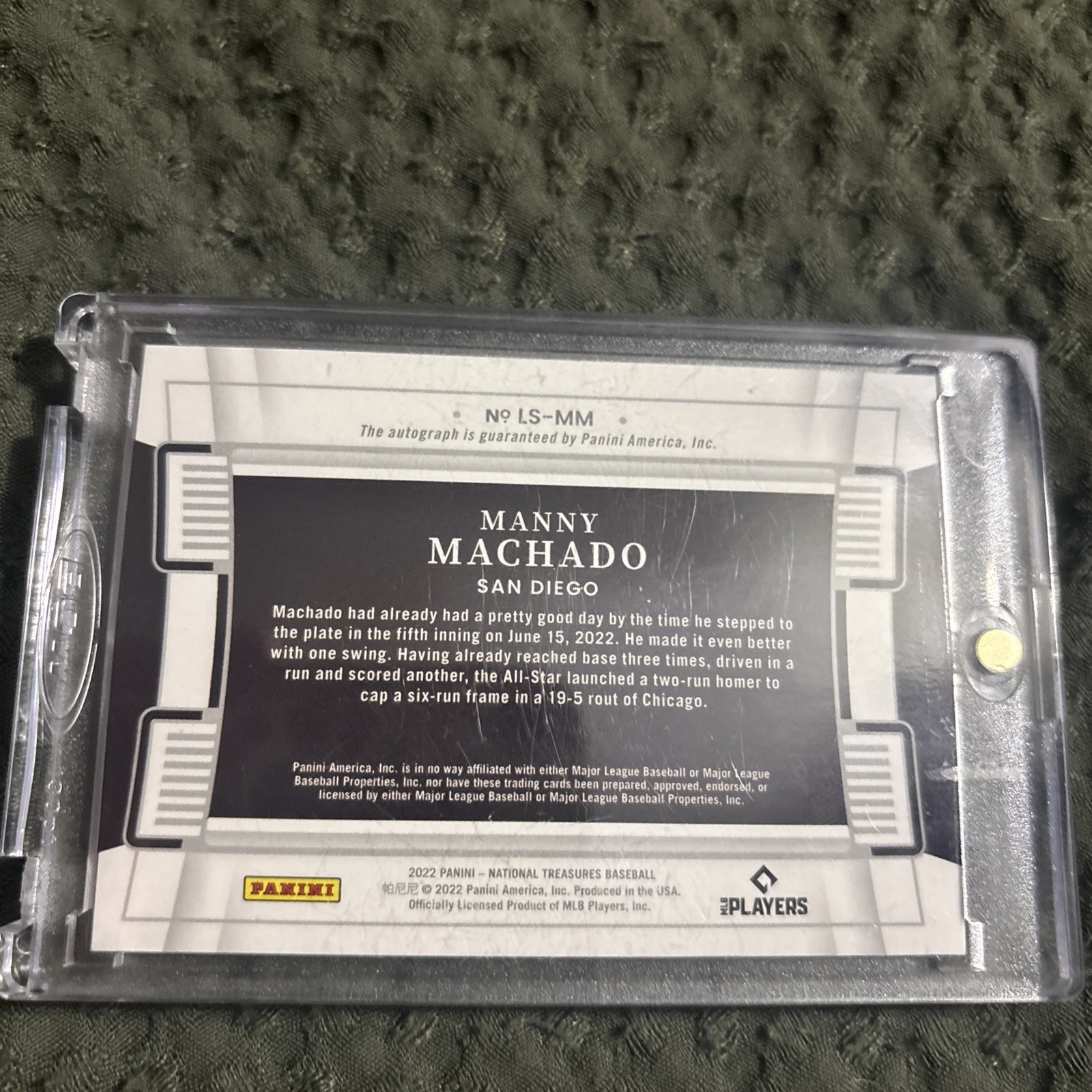 2022 Panini National Treasures  Legacy Signature Manny Machado Diamond 1/1 Auto  view 5