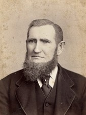 Antique Photo Handsome Man Beard Parted Hair Montpelier VT Cabinet Card