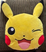 Pokemon - Cojín Pikachu - 50cm x 55cm - Tacto Suave