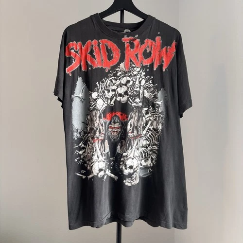 Skid Row Slave to The Grind Concert Shirt Mens 1990s vintage concert t-shirt, vintage, size XL, single stitch, B+ condition