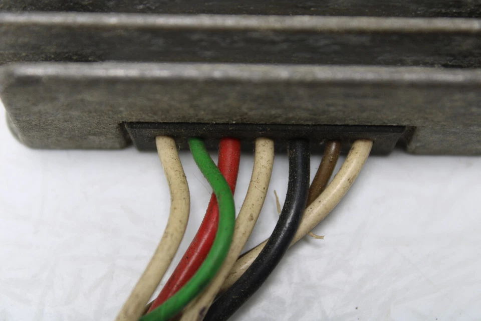 Rectificador regulador de voltaje Yamaha XS550 1981 Foto 3 de 4