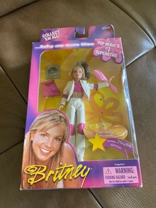 britney spears white outfit