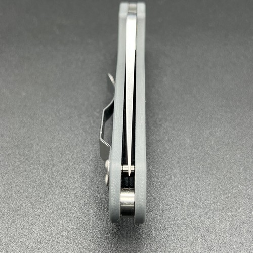 Spyderco Paramilitary 3 Maxamet Blade Gray G10 Handles PM3 C81GPDGY Factory 2nd - Picture 7 of 10