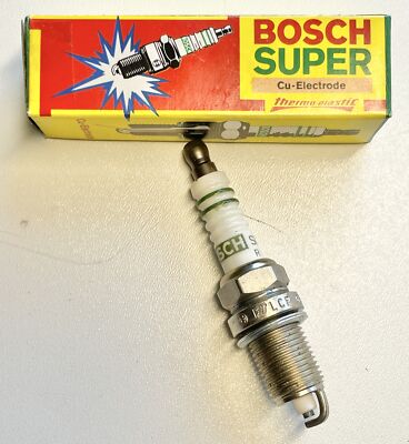 Bosch F7LCR Zündkerze Super 0241235674 passend für MAZDA Spark Plug la bougie