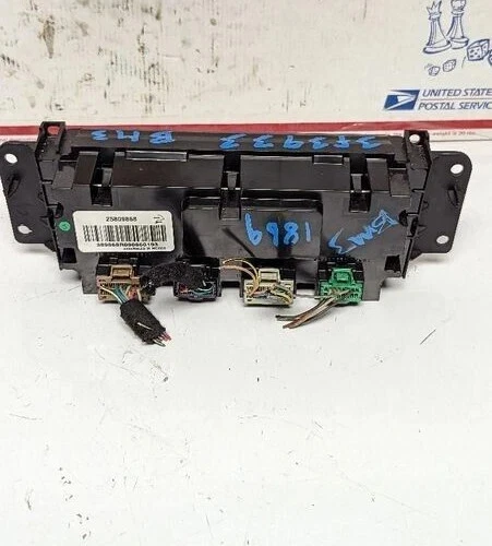 2007-2011 Cadillac Escalade-ESV AC Heater Climate Control Temperature OEM - Image 3 of 4