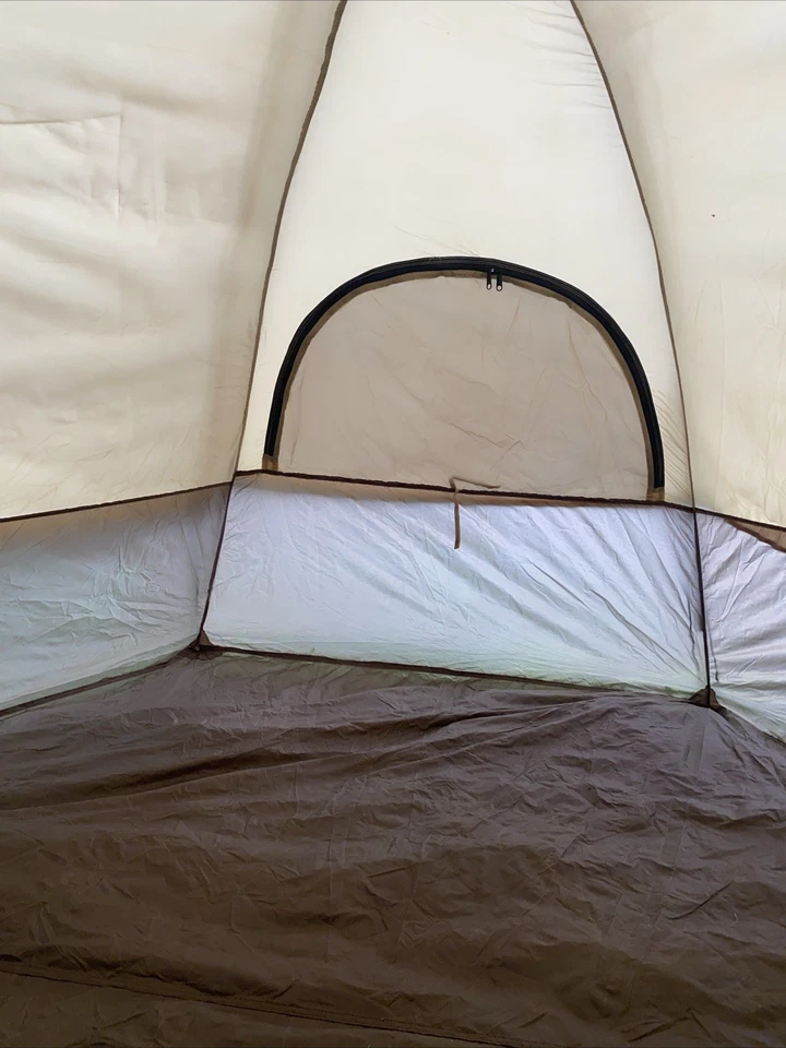 VTG Camel Outdoor Products Hexagon Tent Tanish Brown Includes Stakes 3 Man Tent - Image 2 of 4
