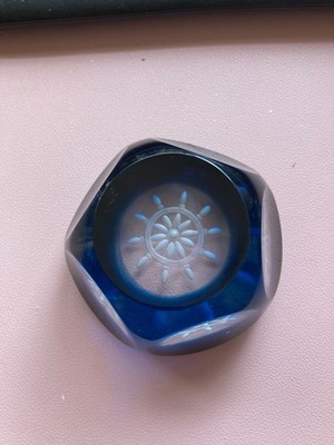Vintage Webb Corbett facettiertes Schiffsrad Briefbeschwerer blauer Überzug