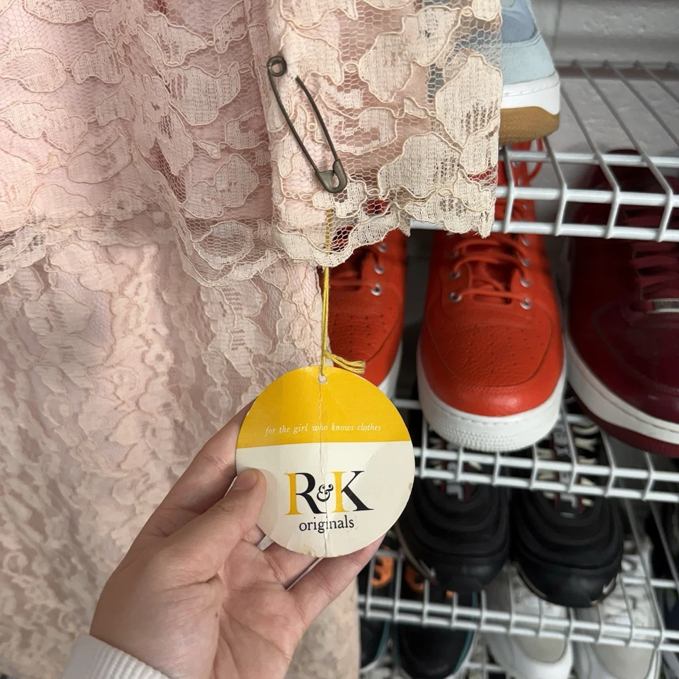 Vintage Anos 60 R&K Originals Conjunto de Vestido de Renda Rosa com Casaco Combinando Feminino’ - Imagem 2 de 4