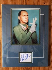 Frank Gorshin as The Riddler 1966 Batman Villain 12X16 AUTOGRAPHED w/COA