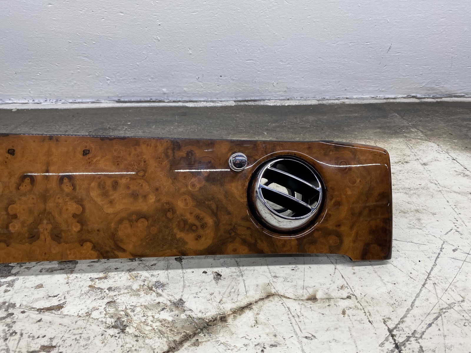2010-2020 BENTLEY MULSANNE OEM FRONT DASHBOARD DASH TRIM COVER PANEL W/ VENTS