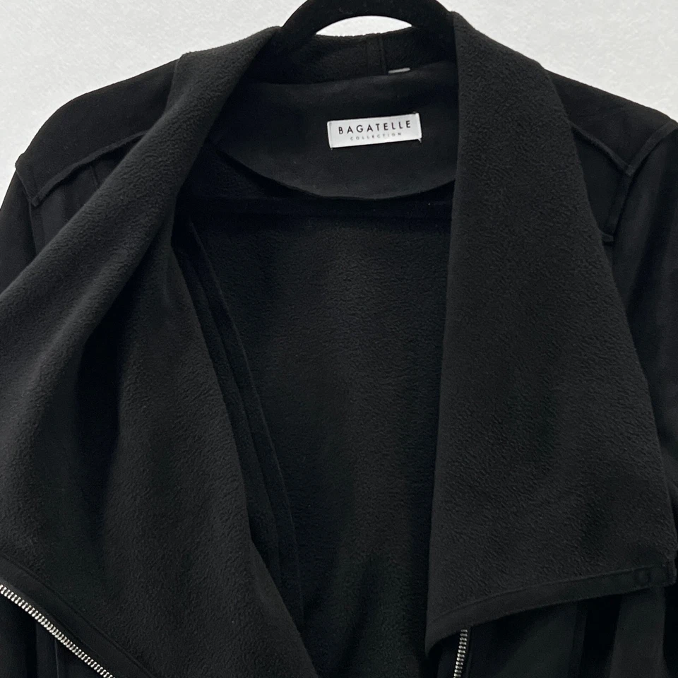 Chaqueta Blazer BAGATELLE Para Mujer Talla M Cremallera Asimétrica Frontal Forrada en Vellón Negra Foto 4 de 4