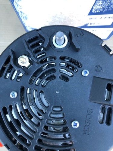 Bosch 0986043660 Alternator - Picture 6 of 8