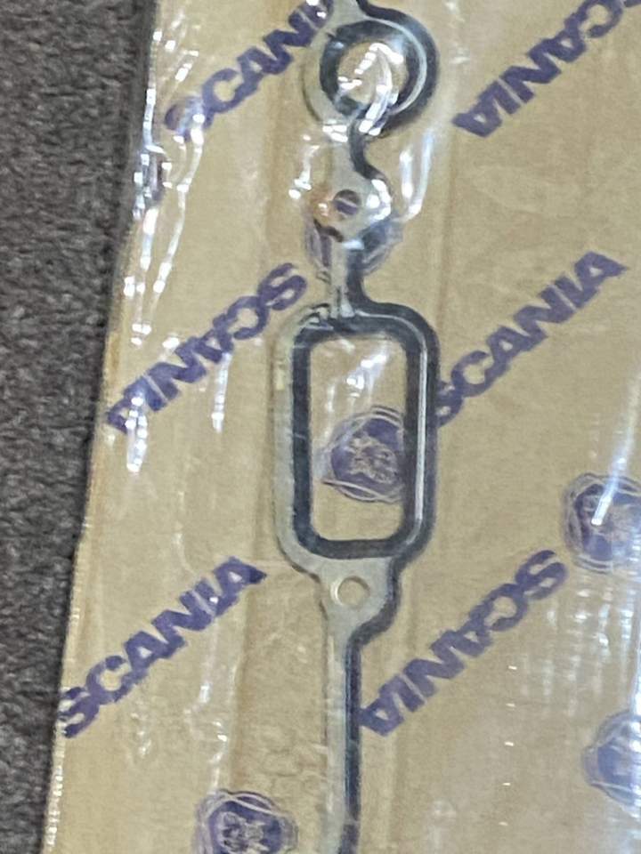 Scania Genuine Part Nu 2096561, Oil Cooler Gasket same 1856297, 1921895 ...