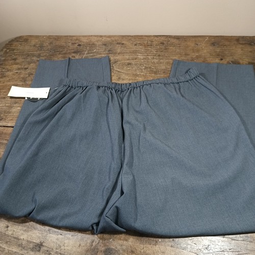 Dressbarn Womens Sz 24 Pants Tummy Control Trouser Leg Short Slacks Gray NWT - Picture 11 of 14