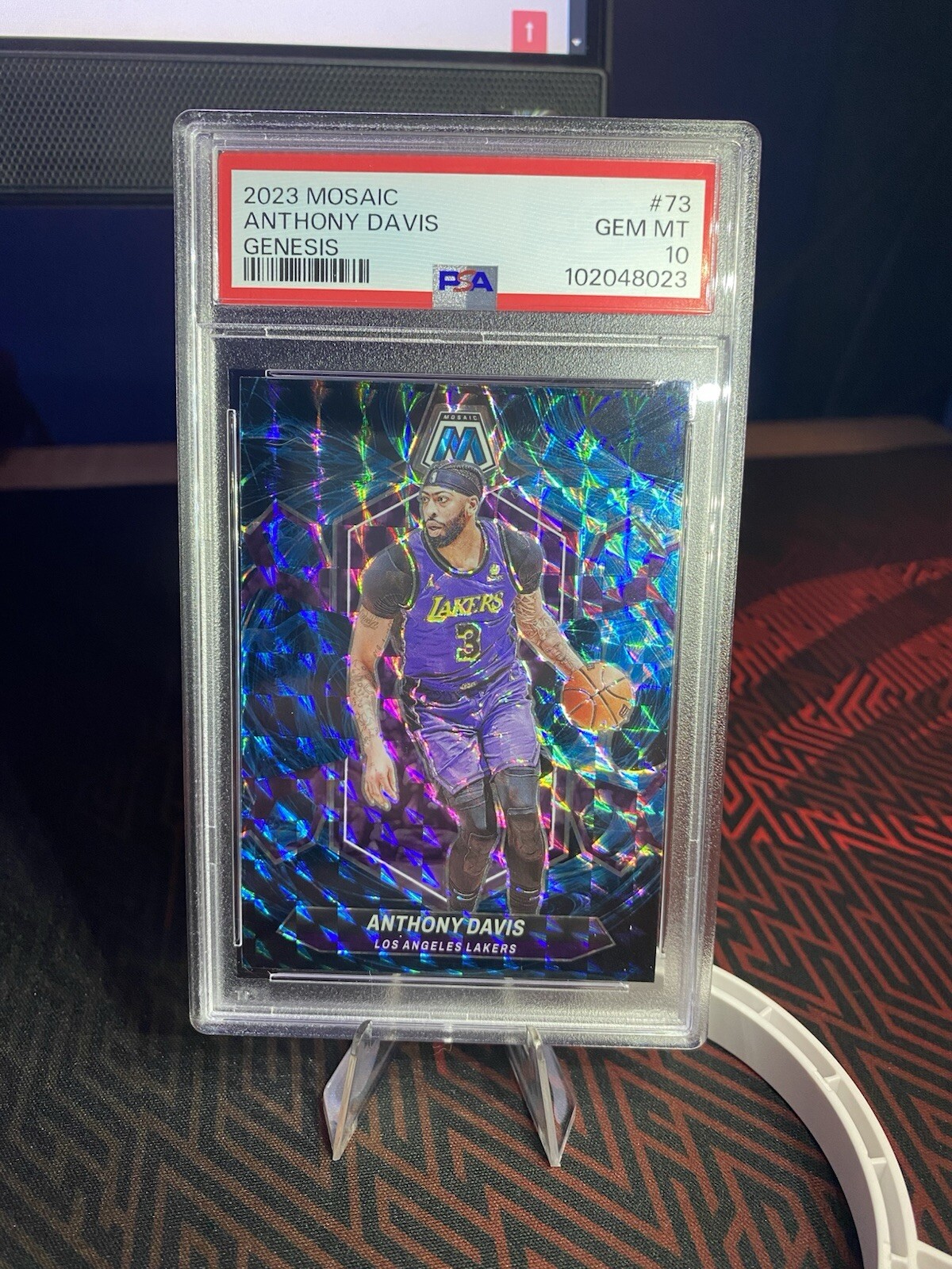 2023-24 Mosaic ANTHONY DAVIS GENESIS Prizm Case Hit SSP - No. 73 POP 3