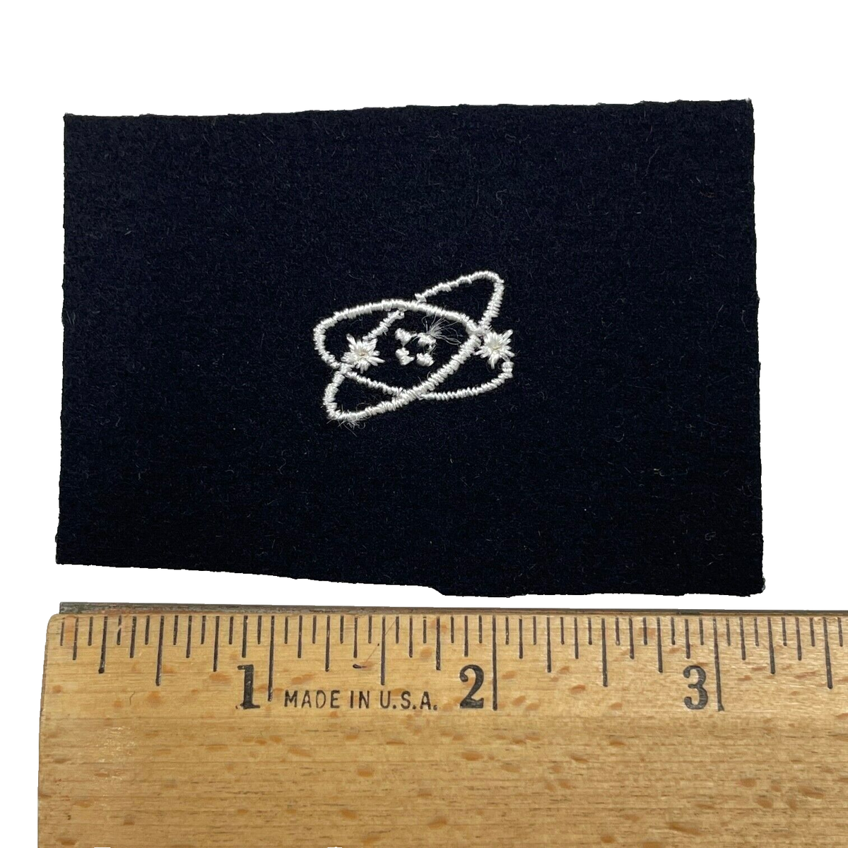 Electronics Technician Insignia Striker (at) Rating Badge On White Cnt