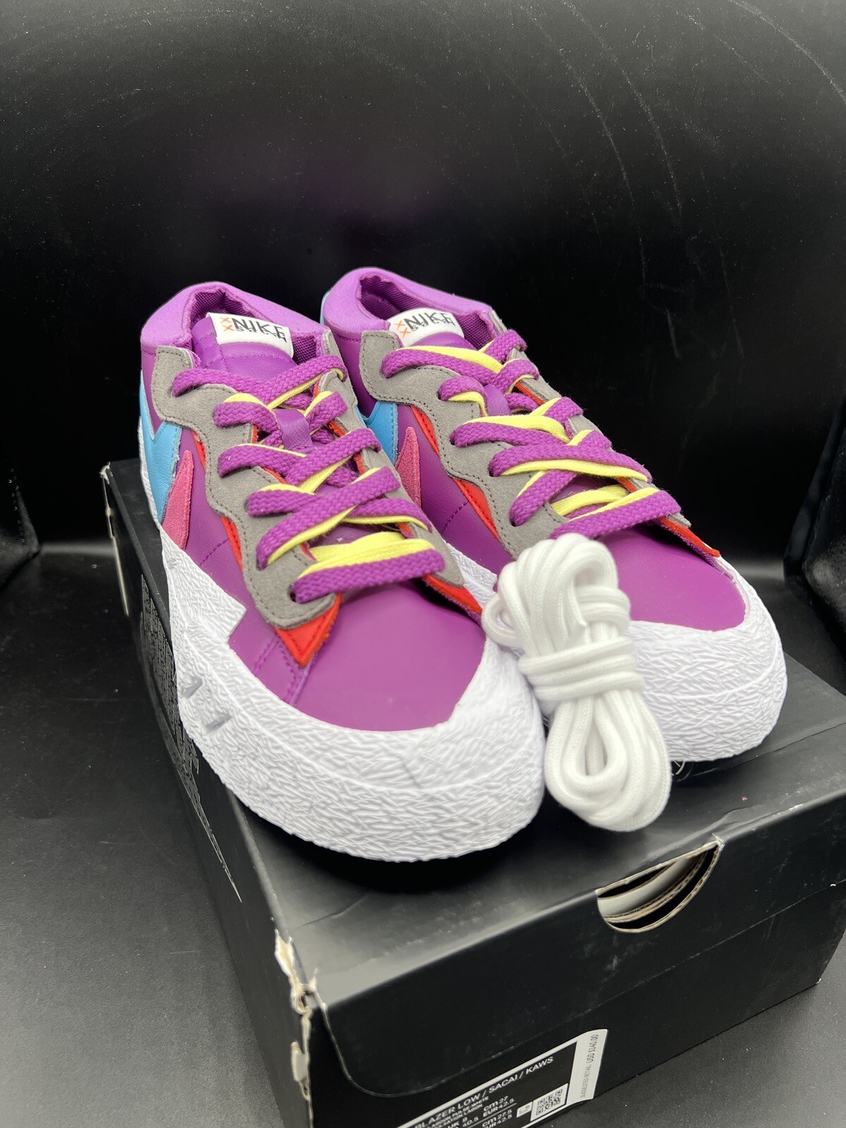 SACAI X NIKE Nike Blazer Low Sacai x Kaws Viola Crepuscolo Uomo Taglia 9 (DM7901 500) DS OG