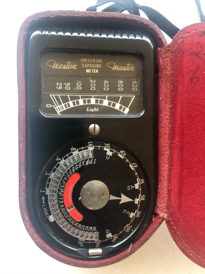 Medidor de luz de exposición universal Weston Master modelo 715 en estuche de cuero  Foto 2 de 4
