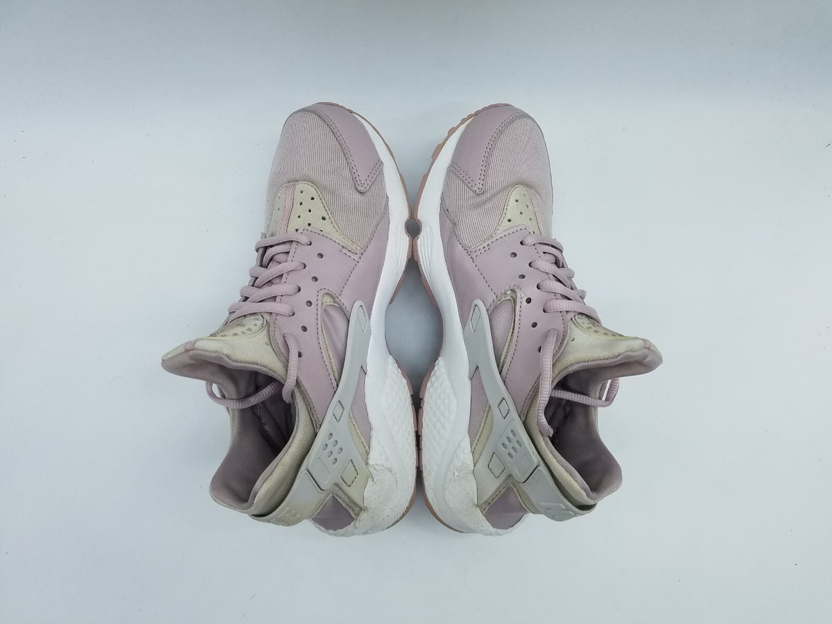 Nike Air Huarache Run Women's Size 7.5 Running Shoes Gray