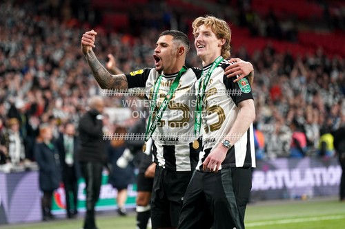 FOTO FINAL GUIMARAES + GORDON CARABAO COPA NEWCASTLE LIGA UNIDA 2025 TROFEO - Imagen 3 de 10