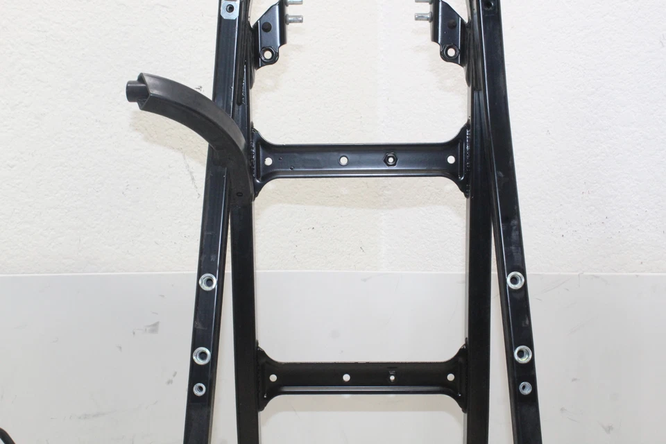 Submarco trasero ABS estándar BMW F800GS 2008-18 submarco trasero OEM Foto 4 de 4