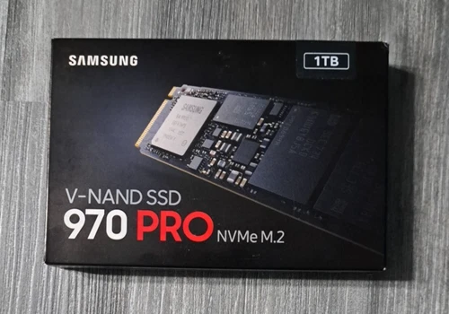Samsung 970 PRO - M.2 NVMe - 1TB Internal SSD (MZ-V7P1T0BW)