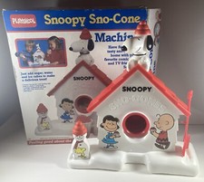 Vintage 1986 Snoopy/Charlie Brown Sno-Cone Machine Original Box