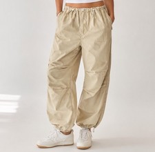 Levis Womens Xl Khaki Utility Parachute Jogger Pants Elastic Waist Cotton Read