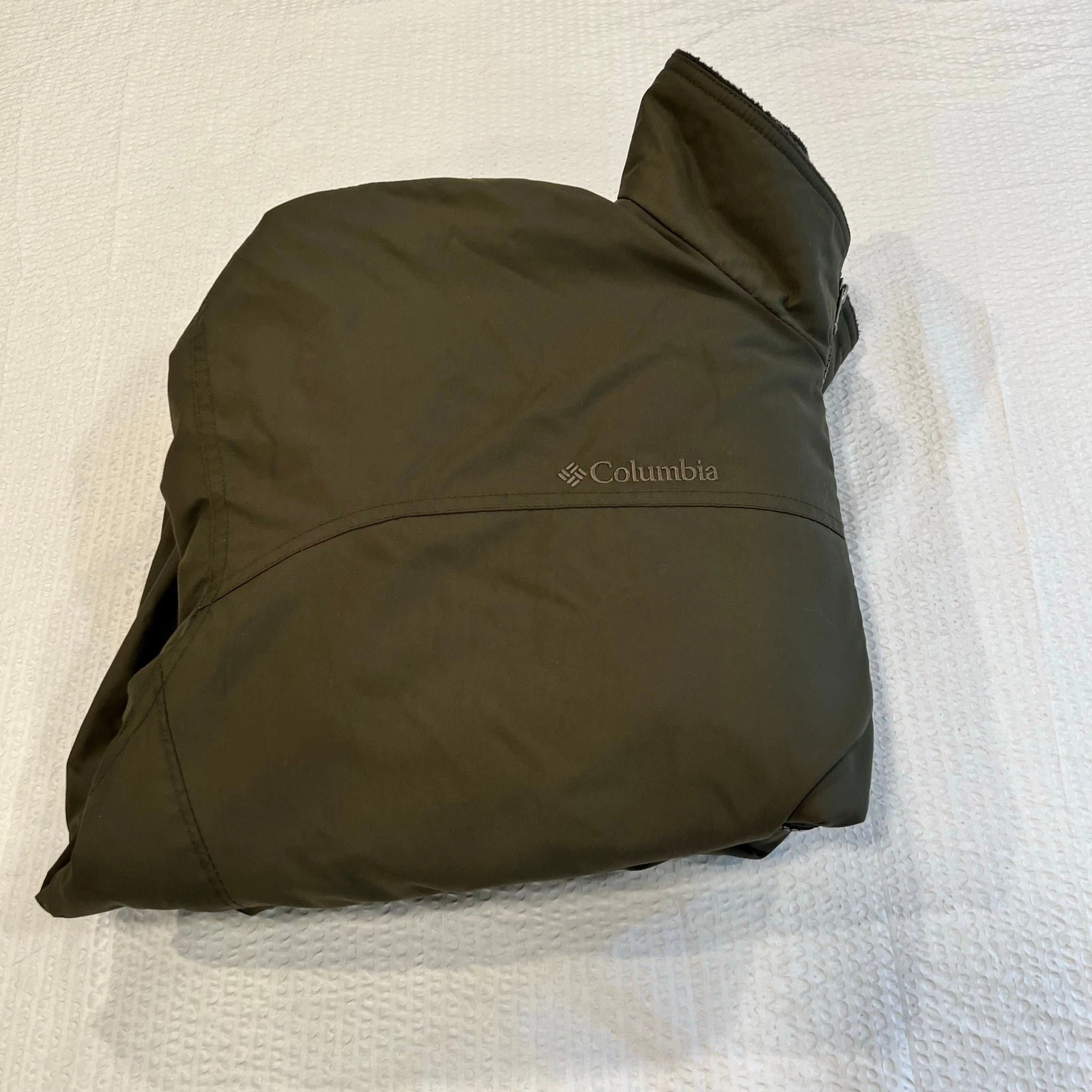 Columbia men Olive green bomber puffer jacket XL