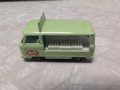 Vintage 1961 Matchbox Lesney No.21 Diecast Commer Bottle Float Milk Truck