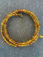 HIGH END *RARE* AMAZINGLY GORGEOUS VINTAGE AMBER LUCITE 4 STRANDS LOOP BRACELET